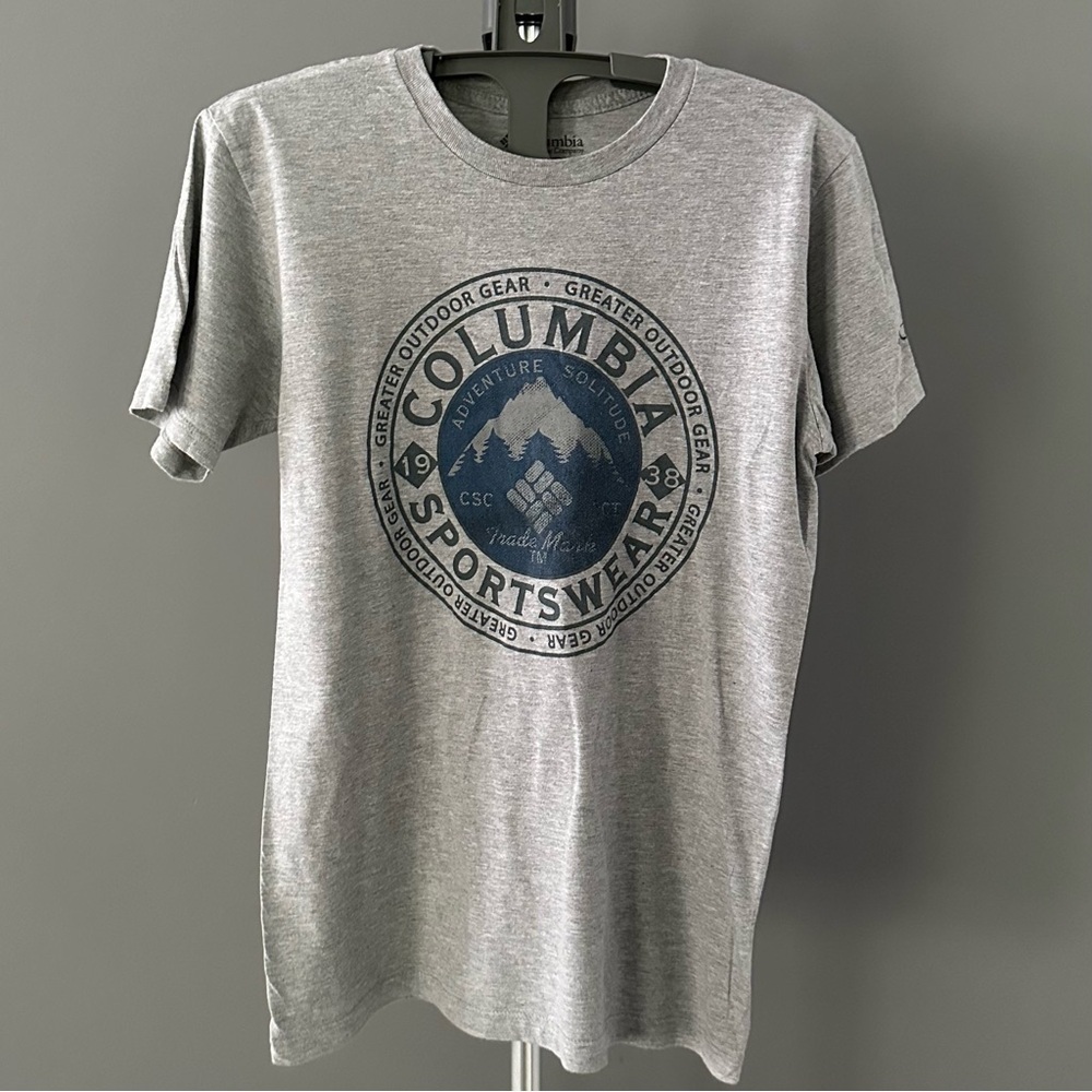 Columbia Sportswear TShirt
